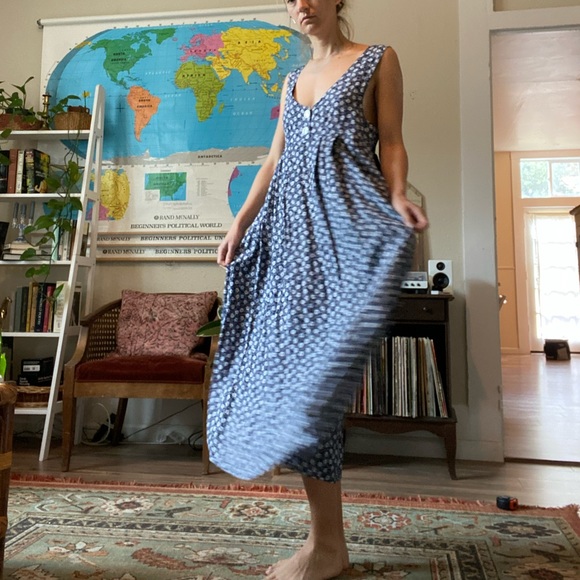 Floral blue and white maxi dress - Picture 3 of 7